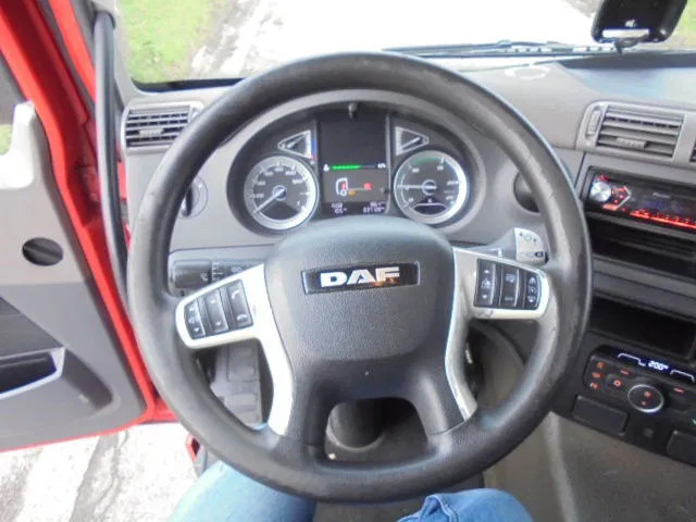 Cabeza tractora DAF CF 410 52 UNITS IN STOCK NL TREKKERS: foto 8 Cabeza tractora DAF CF 410 52 UNITS IN STOCK NL TREKKERS: foto 8