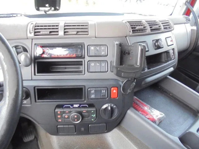 Cabeza tractora DAF CF 410 52 UNITS IN STOCK NL TREKKERS: foto 6 Cabeza tractora DAF CF 410 52 UNITS IN STOCK NL TREKKERS: foto 6