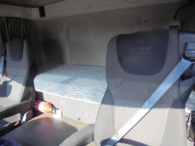 Cabeza tractora DAF CF 440 FT: foto 17