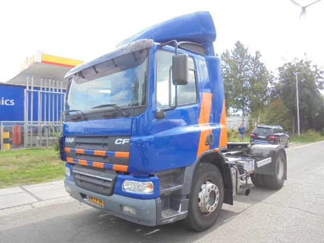 DAF CF 75.270 CF 75 HANDGESCHAKELD NL TRUCK TUV APK 09-05-2026 - Cabeza tractora: foto 1 DAF CF 75.270 CF 75 HANDGESCHAKELD NL TRUCK TUV APK 09-05-2026 - Cabeza tractora: foto 1