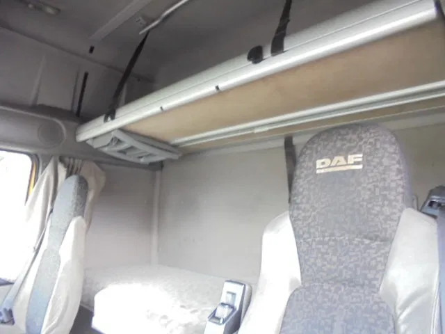 Cabeza tractora DAF XF 105.410 EURO 5: foto 11