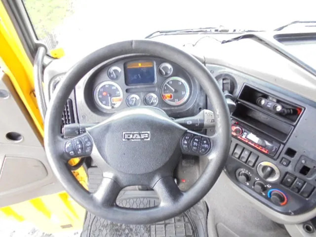 Cabeza tractora DAF XF 105.410 EURO 5: foto 14