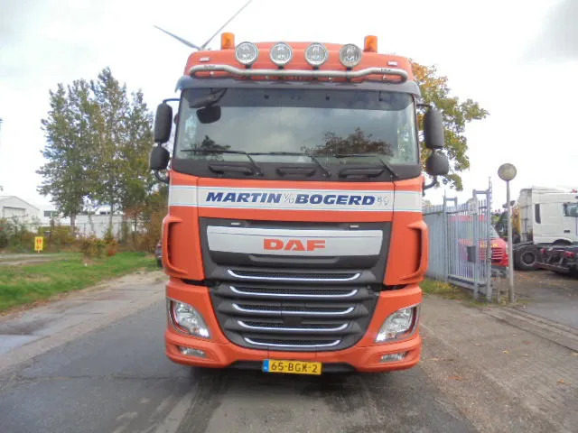 DAF XF 440 6X2 NL TRUCK TUV 06-2026 - Cabeza tractora: foto 2 DAF XF 440 6X2 NL TRUCK TUV 06-2026 - Cabeza tractora: foto 2