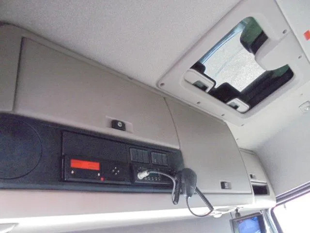 Cabeza tractora DAF XF 440 EURO 6: foto 11