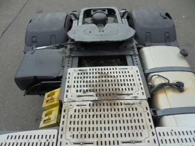 Cabeza tractora DAF XF 440 EURO 6: foto 13