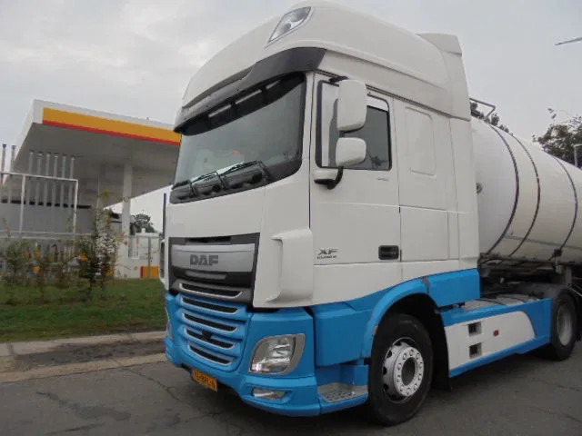 DAF XF 440 SUPER SPACE CAB NL TRUCK - Cabeza tractora: foto 1 DAF XF 440 SUPER SPACE CAB NL TRUCK - Cabeza tractora: foto 1