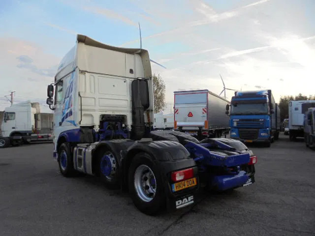 DAF XF 460 6X2 RHD - Cabeza tractora: foto 5 DAF XF 460 6X2 RHD - Cabeza tractora: foto 5