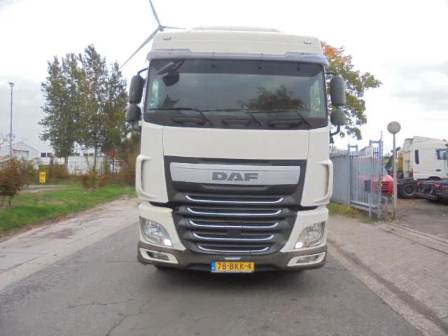 DAF XF 460 NL TRUCK RETARDER - Cabeza tractora: foto 2 DAF XF 460 NL TRUCK RETARDER - Cabeza tractora: foto 2