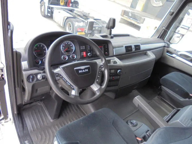 Cabeza tractora MAN TGX 18-480 XXL: foto 10 Cabeza tractora MAN TGX 18-480 XXL: foto 10