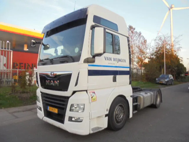 MAN TGX 18.500 XXL SMART TACHO 16X IN STOCK NL TRUCK - Cabeza tractora: foto 1 MAN TGX 18.500 XXL SMART TACHO 16X IN STOCK NL TRUCK - Cabeza tractora: foto 1