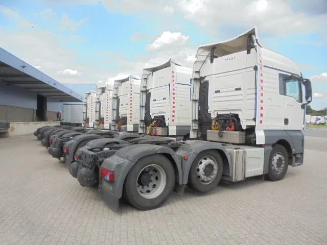 MAN TGX 26-420 XL 6x2 NEW EXPORT PRICES - Cabeza tractora: foto 4 MAN TGX 26-420 XL 6x2 NEW EXPORT PRICES - Cabeza tractora: foto 4