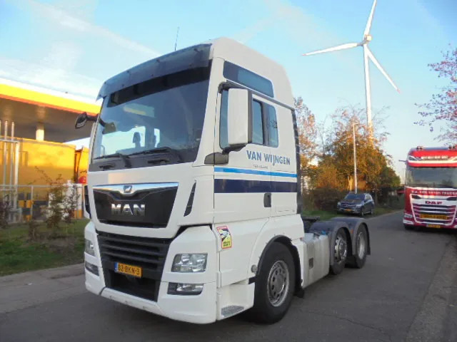 MAN TGX 26.500 XXL 6X2 NEW TYPE TACHO - Cabeza tractora: foto 1 MAN TGX 26.500 XXL 6X2 NEW TYPE TACHO - Cabeza tractora: foto 1
