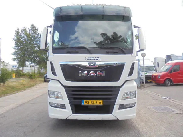 MAN TGX 26.500 XXL TUV APK 03-26 NL TRUCK 16X IN STOCK - Cabeza tractora: foto 4 MAN TGX 26.500 XXL TUV APK 03-26 NL TRUCK 16X IN STOCK - Cabeza tractora: foto 4