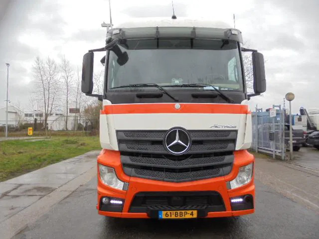 Mercedes-Benz Actros 1836 LS - Cabeza tractora: foto 2 Mercedes-Benz Actros 1836 LS - Cabeza tractora: foto 2