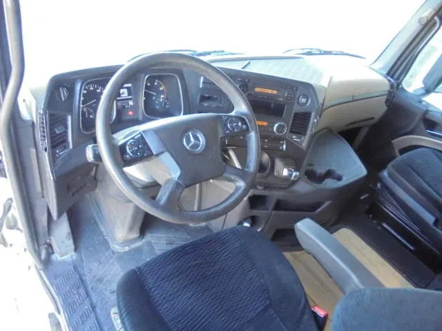 Cabeza tractora Mercedes-Benz Actros 1842 LS NL TRUCK: foto 8 Cabeza tractora Mercedes-Benz Actros 1842 LS NL TRUCK: foto 8