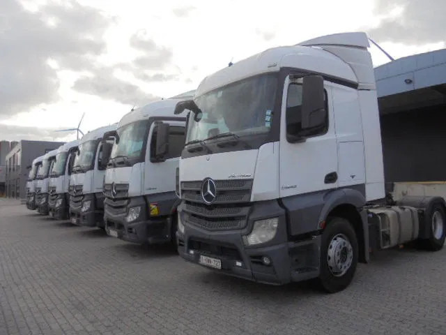 Mercedes-Benz Actros 1943 BELGIUM REGISTRATION TUV 06-2026 12X IN STOCK - Cabeza tractora: foto 4 Mercedes-Benz Actros 1943 BELGIUM REGISTRATION TUV 06-2026 12X IN STOCK - Cabeza tractora: foto 4