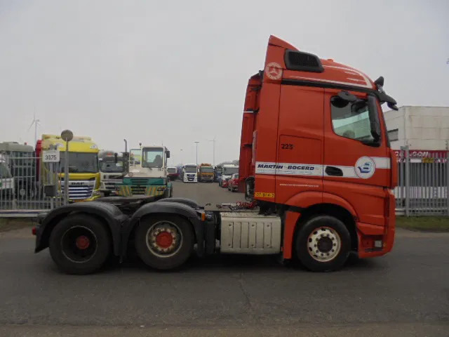 Mercedes-Benz Actros 2645 NL TRUCK - Cabeza tractora: foto 4 Mercedes-Benz Actros 2645 NL TRUCK - Cabeza tractora: foto 4