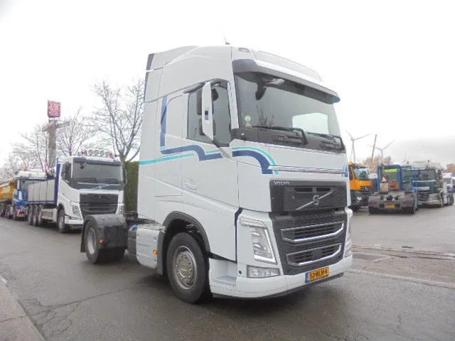 Volvo FH 420 NL TRUCK APK 09-26 - Cabeza tractora: foto 3 Volvo FH 420 NL TRUCK APK 09-26 - Cabeza tractora: foto 3
