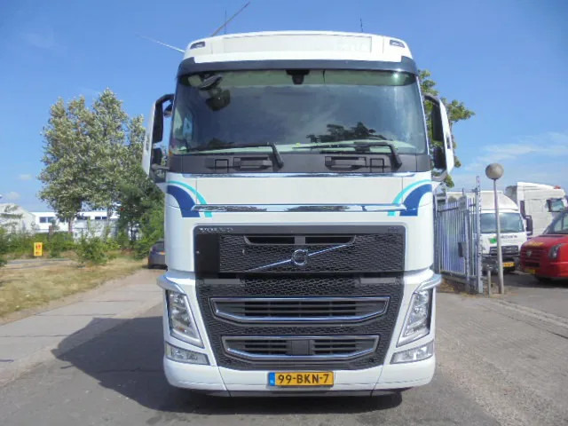Volvo FH 420 NL TRUCK - Cabeza tractora: foto 2 Volvo FH 420 NL TRUCK - Cabeza tractora: foto 2