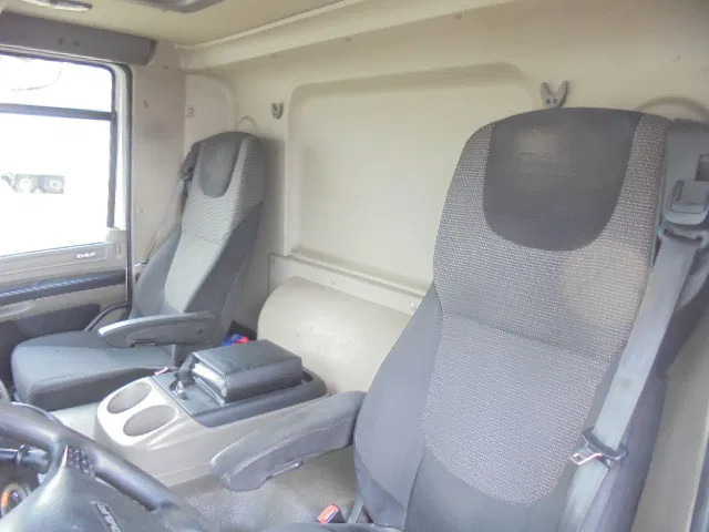 Camión chasis DAF CF 250 NL TRUCK: foto 9