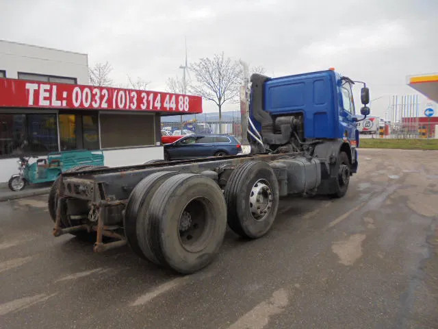 DAF CF 75.250 6X2 - Camión chasis: foto 4 DAF CF 75.250 6X2 - Camión chasis: foto 4