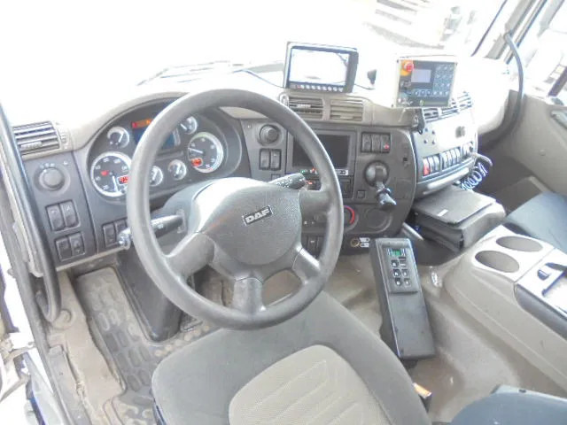 DAF CF 75.250 6X2 NL TRUCK - Camión de basura: foto 5 DAF CF 75.250 6X2 NL TRUCK - Camión de basura: foto 5