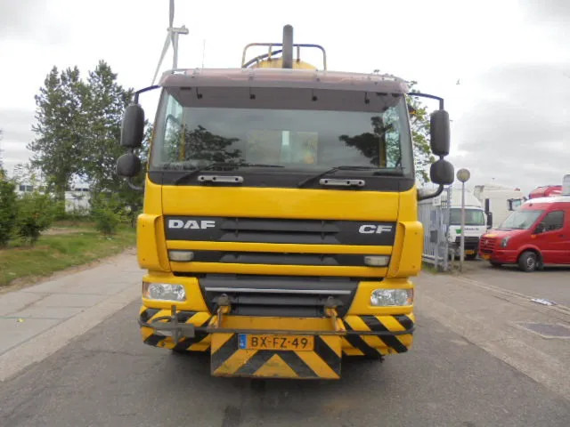 DAF CF 75.250 RAVO NL TRUCK LIKE NEW - Limpieza de alcantarillado: foto 2 DAF CF 75.250 RAVO NL TRUCK LIKE NEW - Limpieza de alcantarillado: foto 2