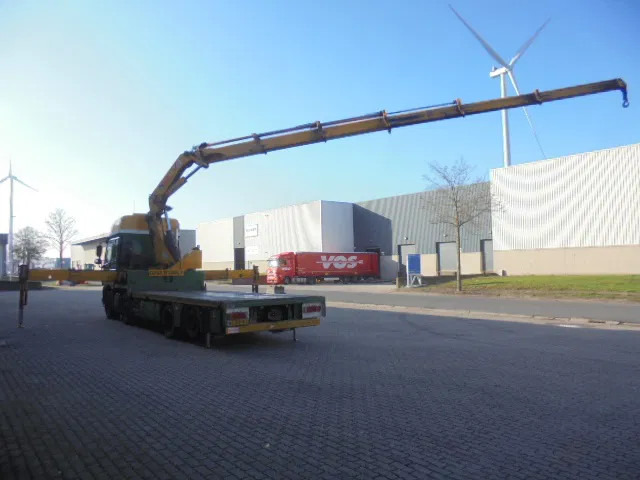 DAF CF 85 410 8X2 HIAB 422/5 HI PRO NL TRUCK - Camión grúa: foto 4 DAF CF 85 410 8X2 HIAB 422/5 HI PRO NL TRUCK - Camión grúa: foto 4