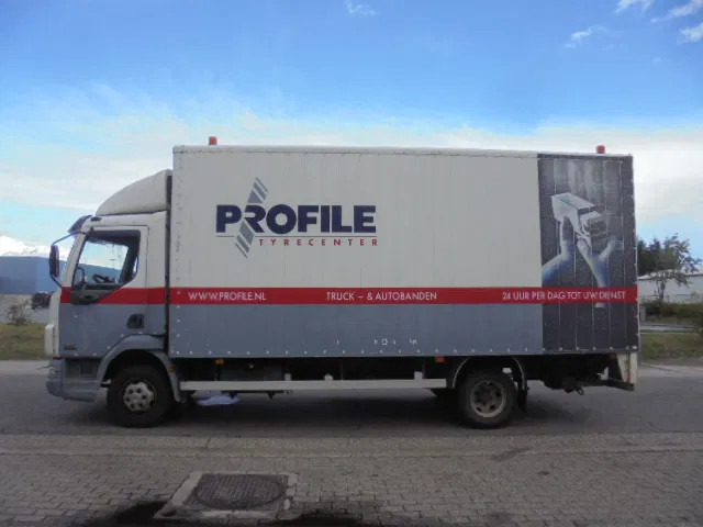Camión caja cerrada DAF LF 45 150 NL TRUCK SERVICE TRUCK MET COMPRESSOR: foto 19