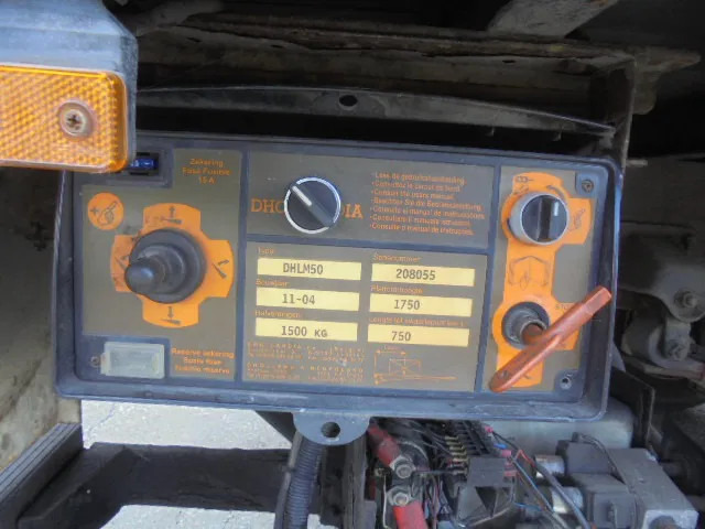 Camión caja cerrada DAF LF 45 150 NL TRUCK SERVICE TRUCK MET COMPRESSOR: foto 18