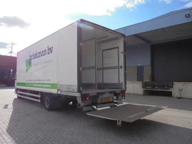 DAF LF 45 210 NL TRUCK - Camión frigorífico: foto 4 DAF LF 45 210 NL TRUCK - Camión frigorífico: foto 4