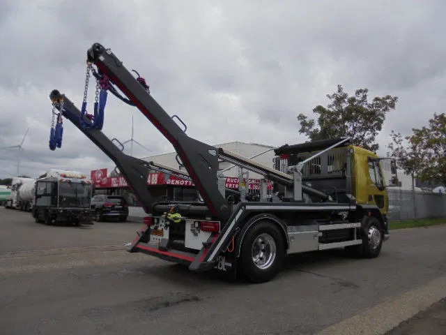 DAF XD XB 290 NIEUW MET FABRIEKS GARANTIE - Camión portacontenedor de cadenas: foto 5 DAF XD XB 290 NIEUW MET FABRIEKS GARANTIE - Camión portacontenedor de cadenas: foto 5