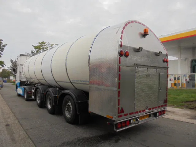 DAF XF 440 SSC RETARDER - Camión cisterna: foto 5 DAF XF 440 SSC RETARDER - Camión cisterna: foto 5