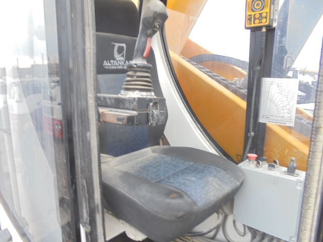 Camión con plataforma elevadora Hino 700 6X4: foto 10