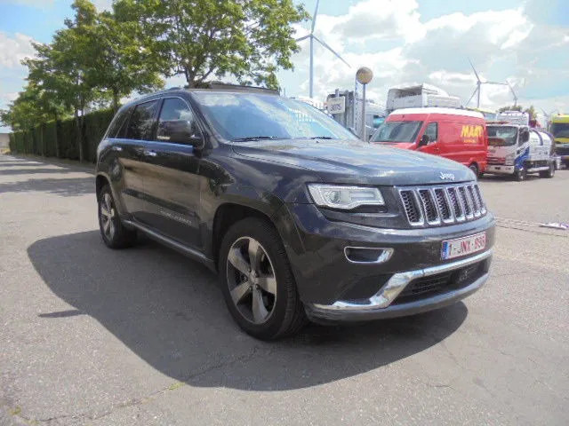 Jeep Grand Cherokee 4X4 SUMMIT EDITION 3.0 LTR V6 - SUV/ Todoterreno: foto 3 Jeep Grand Cherokee 4X4 SUMMIT EDITION 3.0 LTR V6 - SUV/ Todoterreno: foto 3