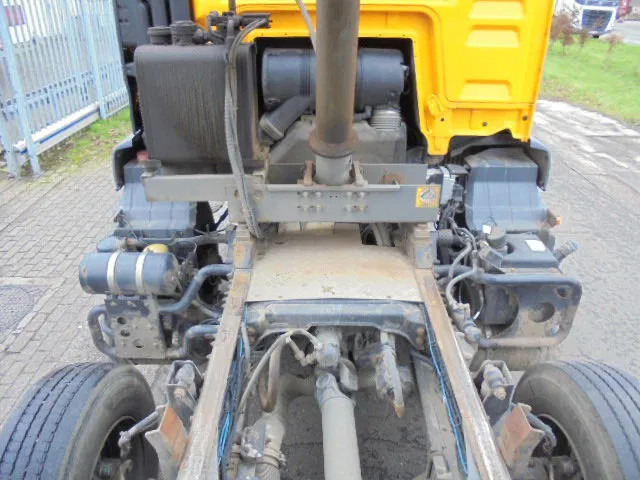 Camión volquete MAN TGS 35.400 8X4 RHD: foto 11 Camión volquete MAN TGS 35.400 8X4 RHD: foto 11