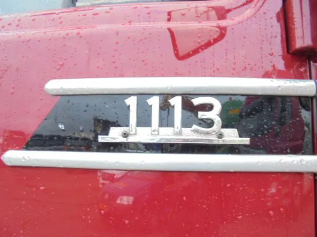 Camión portavehículos Mercedes-Benz 1113: foto 11