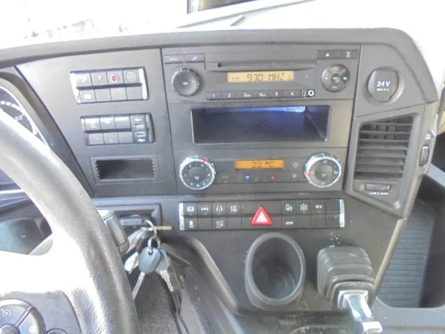 Camión chasis Mercedes-Benz Actros 2340 6X2 EUR 6: foto 9
