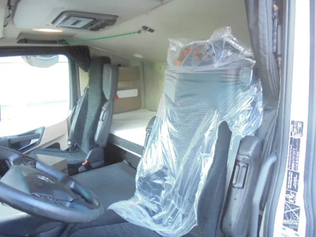 Camión portavehículos Mercedes-Benz Actros 2340 LL: foto 8 Camión portavehículos Mercedes-Benz Actros 2340 LL: foto 8