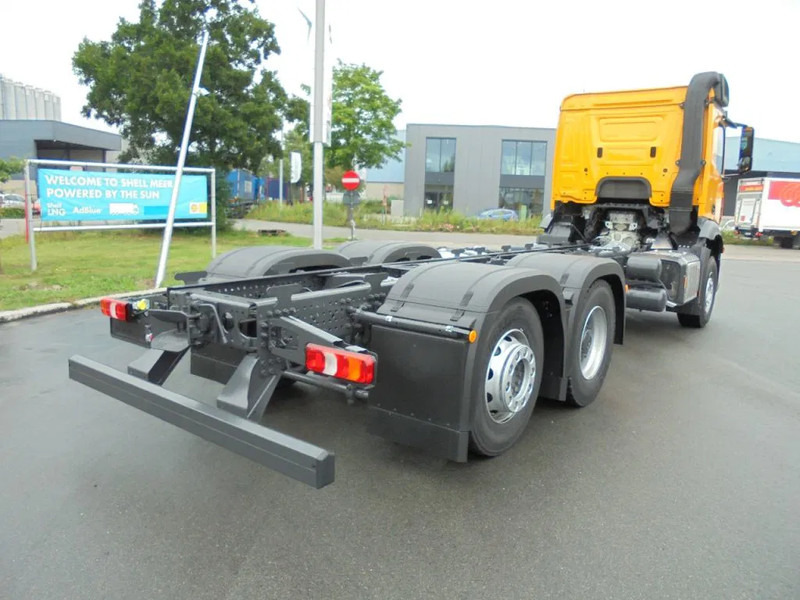 Mercedes-Benz Arocs AROCS 2848 6X2 MET FABRIEKS GARANTIE - Camión chasis: foto 3 Mercedes-Benz Arocs AROCS 2848 6X2 MET FABRIEKS GARANTIE - Camión chasis: foto 3
