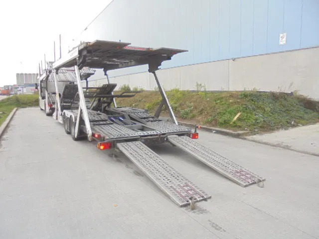 Scania P410 METAGO SUPERTRANS - Camión portavehículos: foto 4 Scania P410 METAGO SUPERTRANS - Camión portavehículos: foto 4