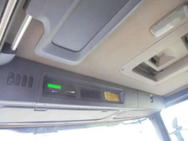 Camión portavehículos Scania P410 METAGO SUPERTRANS: foto 11 Camión portavehículos Scania P410 METAGO SUPERTRANS: foto 11