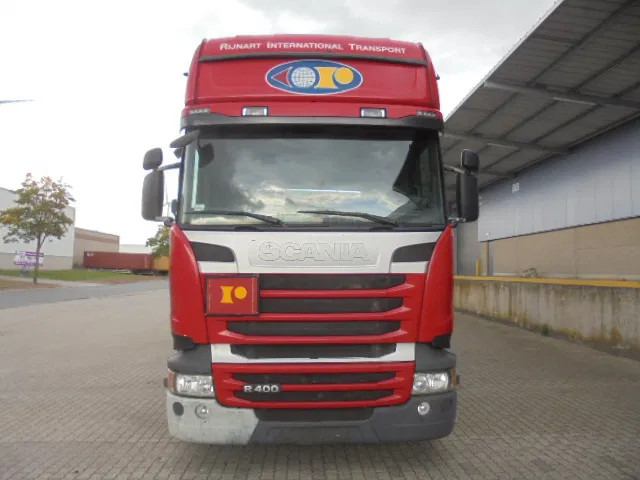 Scania R400 6X2 VOLUME COMBI + RETARDER - Camión caja cerrada: foto 2 Scania R400 6X2 VOLUME COMBI + RETARDER - Camión caja cerrada: foto 2