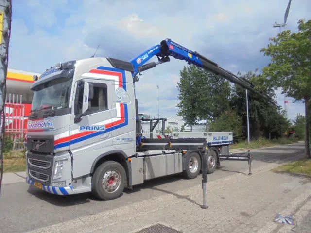 Volvo FH 420 6X2 NL TRUCK - Camión grúa: foto 1 Volvo FH 420 6X2 NL TRUCK - Camión grúa: foto 1