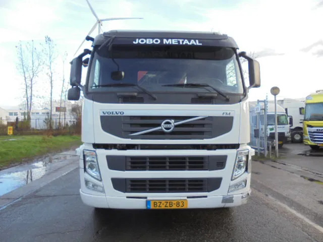 Volvo FM 370 EEV - Camión con equipo de cable, Camión grúa: foto 2 Volvo FM 370 EEV - Camión con equipo de cable, Camión grúa: foto 2
