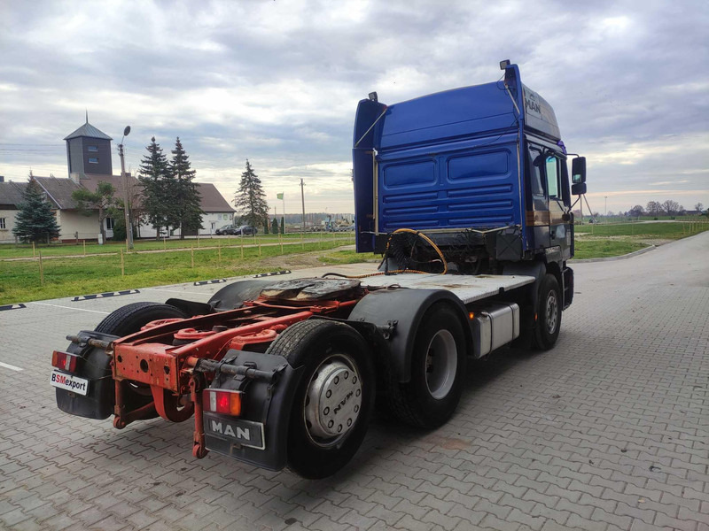 MAN 26.464 tipping gear truck tractor - Cabeza tractora: foto 4 MAN 26.464 tipping gear truck tractor - Cabeza tractora: foto 4