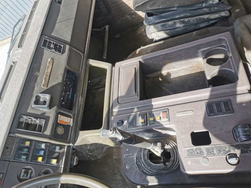 Camión caja abierta Iveco Turbostar 240-36 platform truck: foto 8