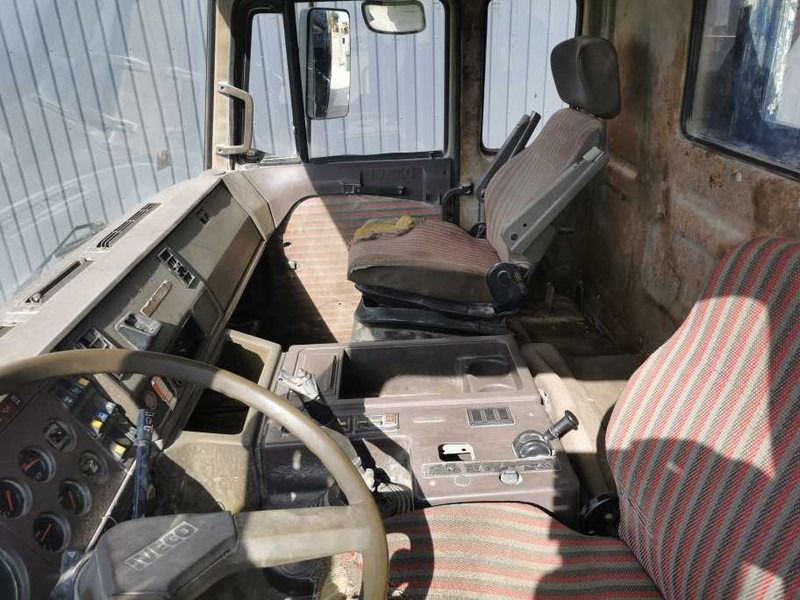 Camión caja abierta Iveco Turbostar 240-36 platform truck: foto 7