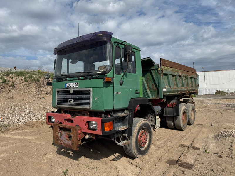 MAN 27.402, 6x6 - Camión volquete: foto 1 MAN 27.402, 6x6 - Camión volquete: foto 1
