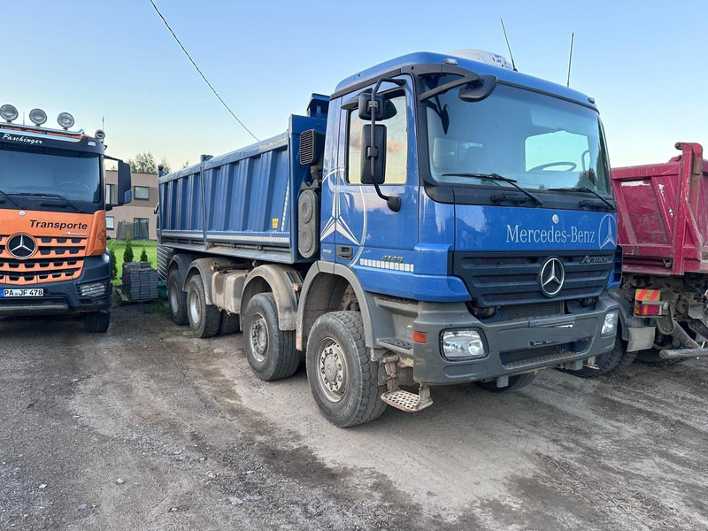 Mercedes-Benz Actros 4146, 8x6 - Camión volquete: foto 2 Mercedes-Benz Actros 4146, 8x6 - Camión volquete: foto 2
